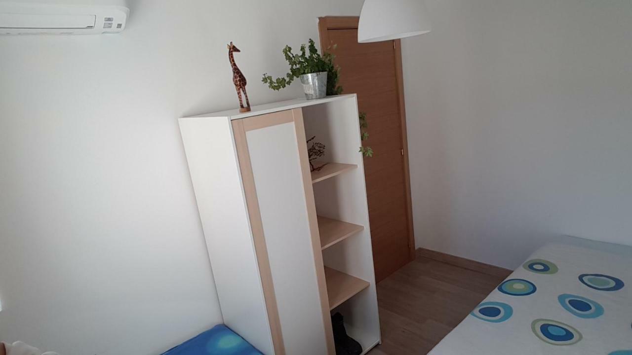 Acogedor Apartamento En El Barrio Del Parlamento De Andalucia Sevilla Bagian luar foto